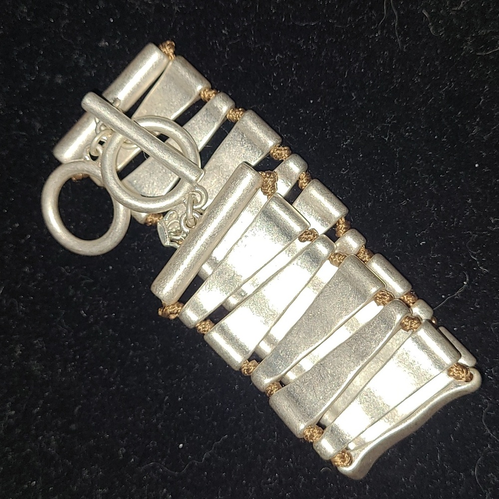 Premier Design - Silver, modern bracelet with toggle clasp
